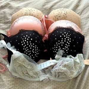 Lot of 4 Victoria’s Secret Heavily Embellished Crystal Bras size 36C some NWT
